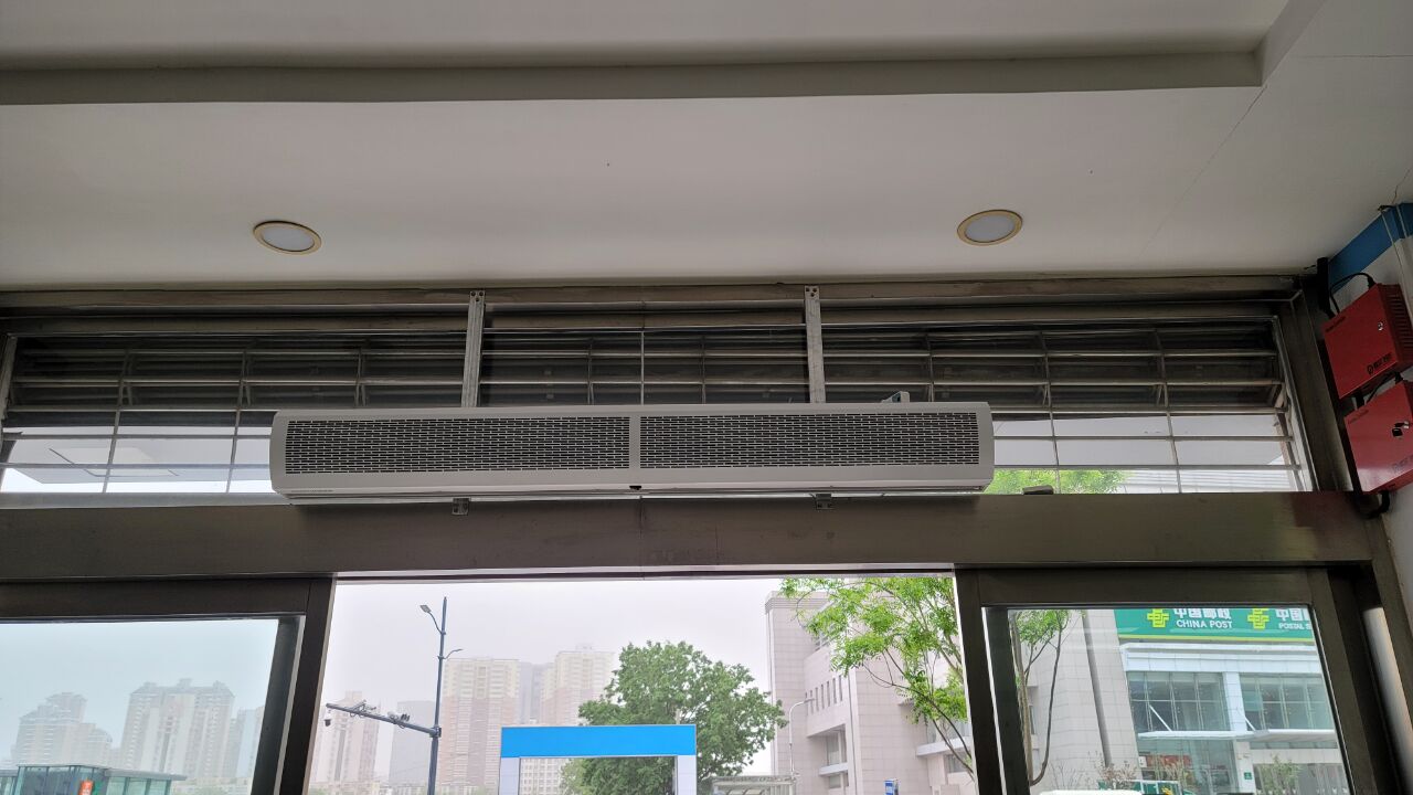 懂的人怎么選風幕機?